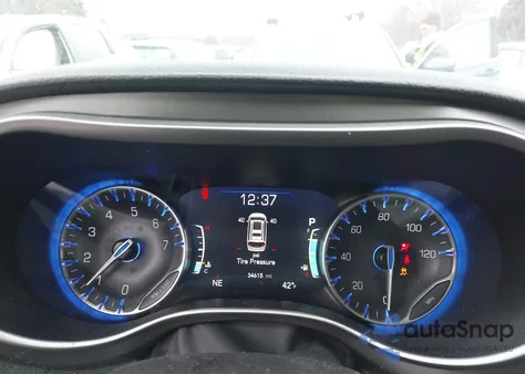 2024 Chrysler Pacifica Touring L из США, поврежденный, VIN 2C4RC1BG8RR114622